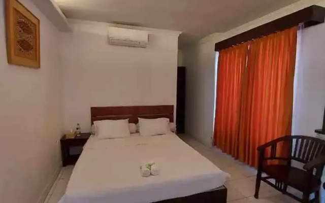 Hotel New Season