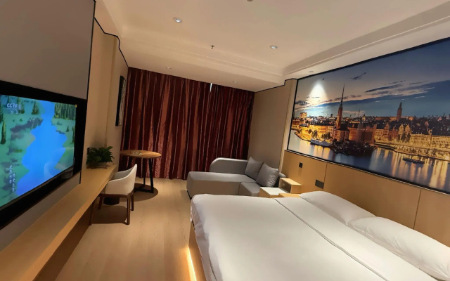 Huifeng Hotel