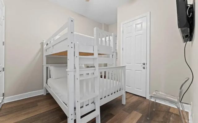 Regency Isle Penthouse 1106