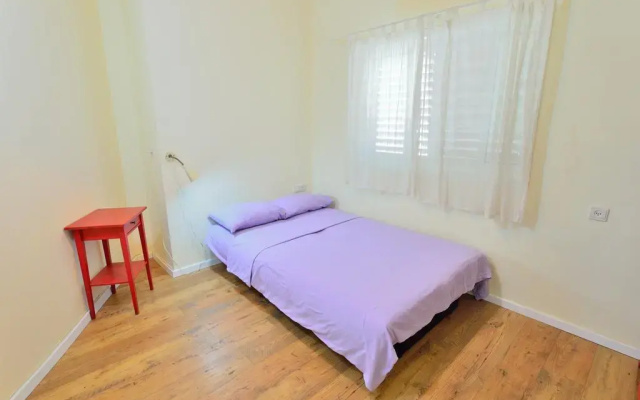 Ziv Apartments- Nahum Hanavi Street