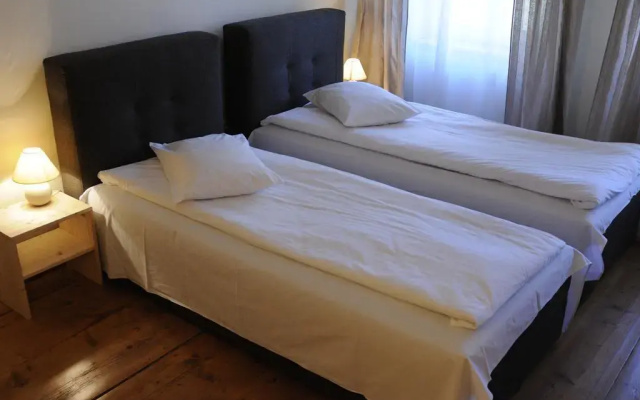 Schiller Apartment
