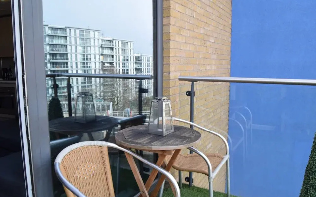 Stylish 1 Bedroom Studio Near Canary Wharf