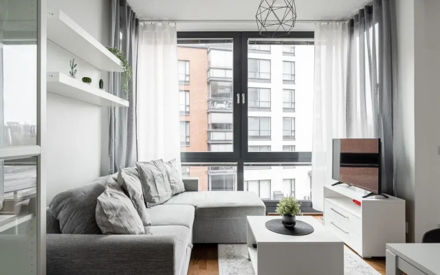 Modern 1BR Apt next to Lake Pyhäjärvi