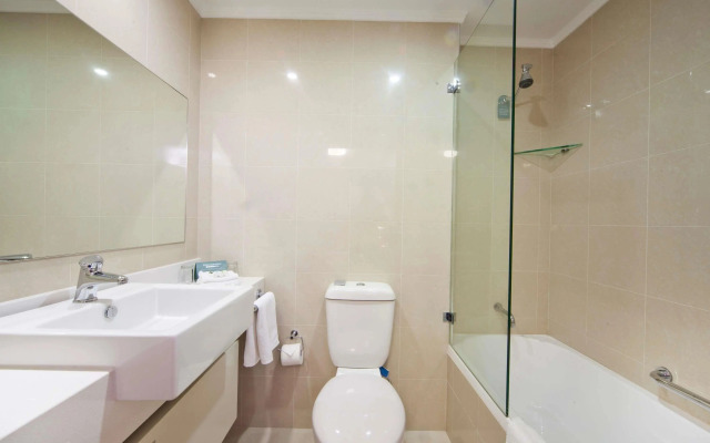 Mercure Canberra