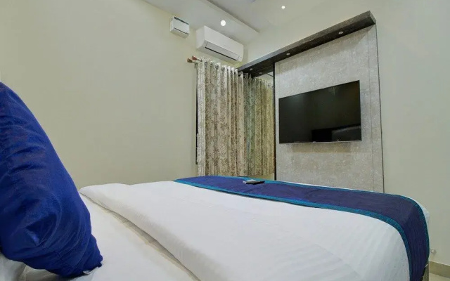 OYO 15442 Mahalakshmi Suites