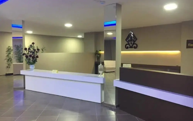Lacazzona Hotel