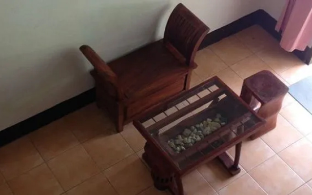 Baan Chang Residence