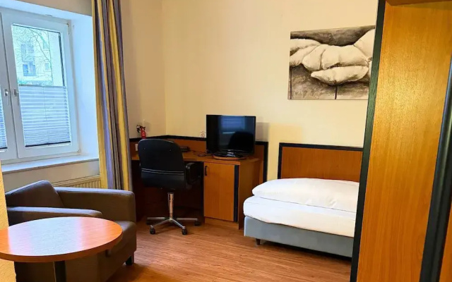 KEYLESS Boardinghouse