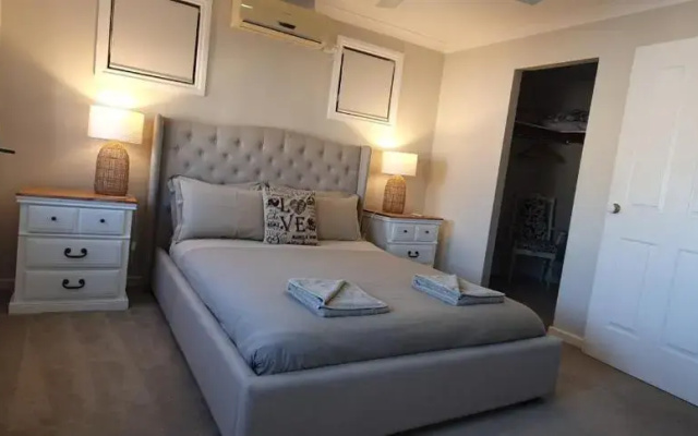 Palm Beach Manor
