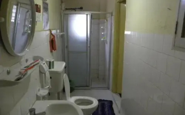 Homestay Kelvin Grove