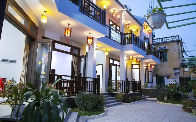 Отель Smart Garden Homestay вид на фасад