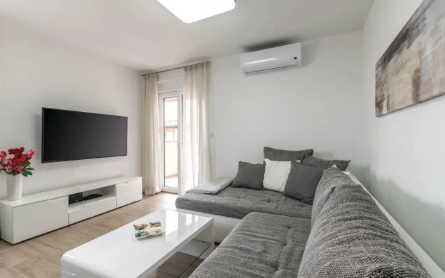 Nice Home in Vodnjan With Wifi and 2 Bedrooms