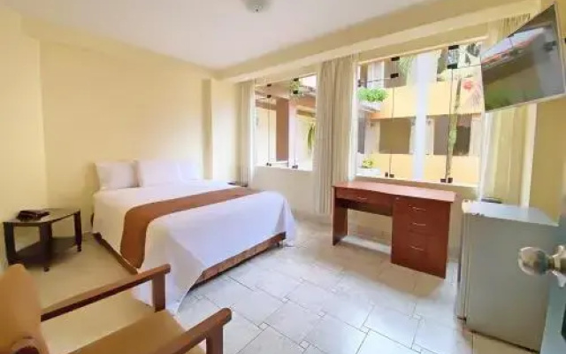 Gran Bombonaje Rioja Hotel