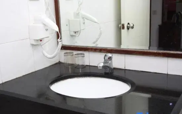 Jiaxilai Hotel (Shanmei Subway Station Hanbang 66 Plaza)