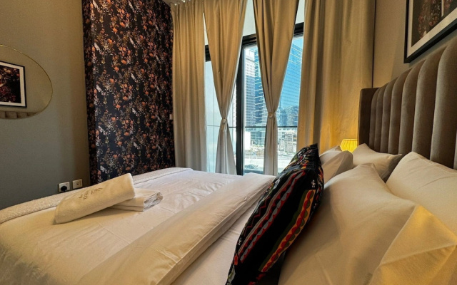 Stylish 1BR Lake View Retreat