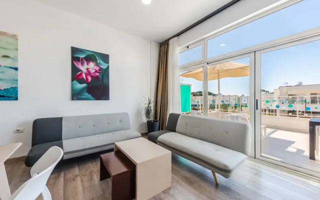 1-bedroom Retreat at Gjiri i Lalzit - Zambaku