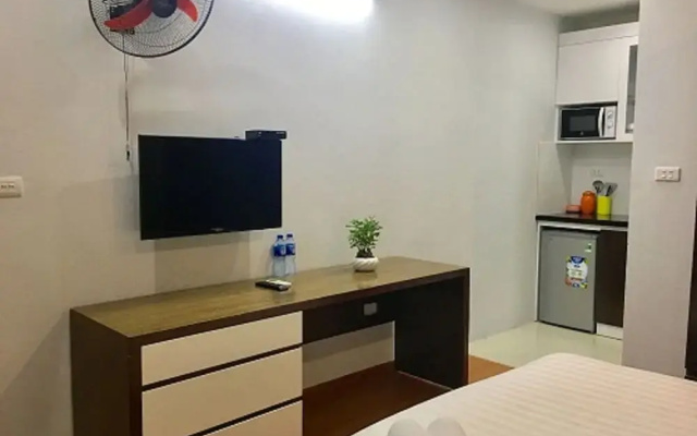 V-Studio Hotel Apartment 1