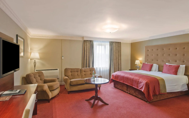 Canal Court Hotel