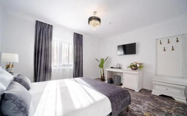 Tesa Boutique Hotel