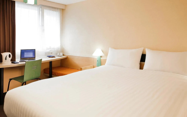 ibis Plymouth