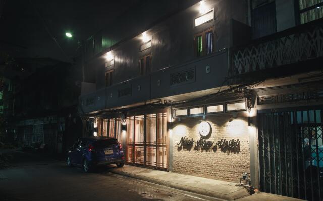 Nivas Siam Hostel Бангкок вид на фасад