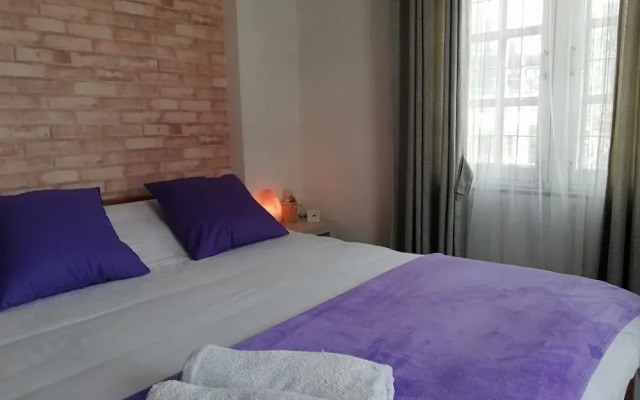 Amore Guest House