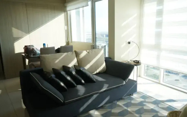 SM Breeze Residences Pasay Malate