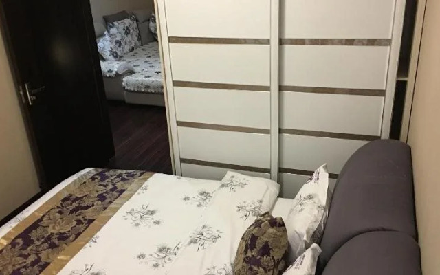 Zixinju Aparthotel