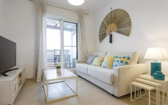 PALMERAS-CANDOR free parking by Cadiz4Rentals