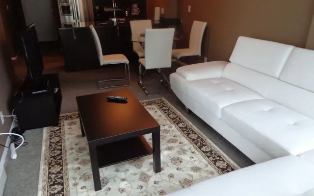 Riverfront Pointe by Corporate Stays