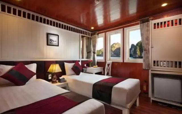 Halong Paloma Cruise