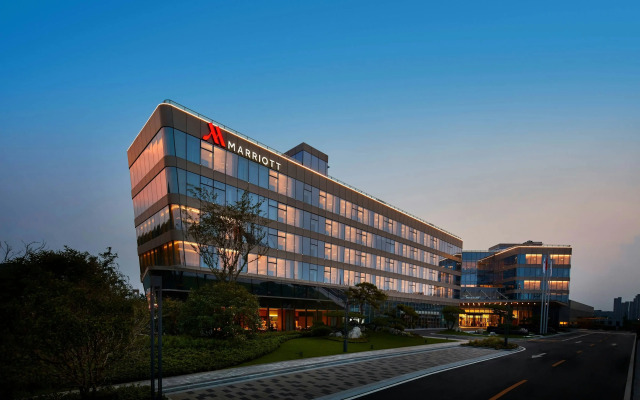 Xuzhou Marriott Hotel Lakeview