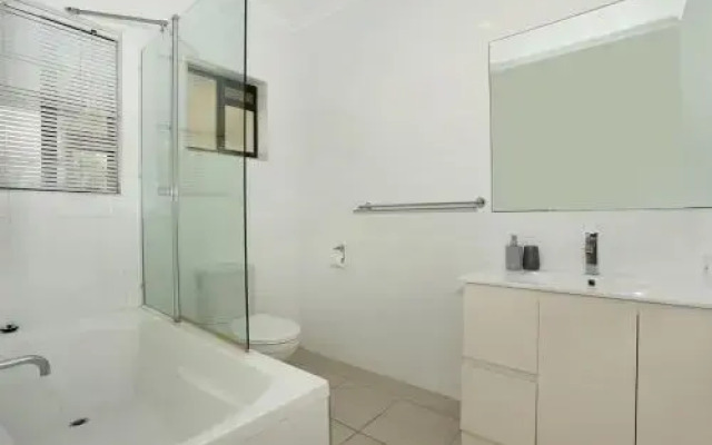 6 Petrie Ave, Marcoola, Pet Friendly, Linen supplied