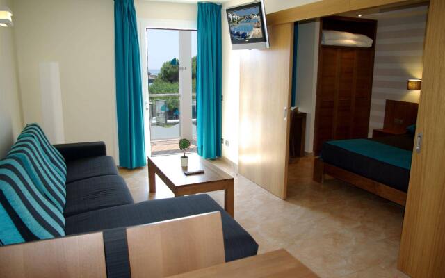 Отель Lago Resort Menorca Casas del Lago - Adults Only Испания, Сьюдадела - отзывы, цены и фото номеров - забронировать отель Lago Resort Menorca Casas del Lago - Adults Only онлайн комната для гостей