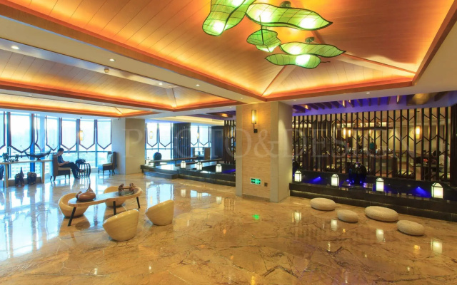 Relax Season Hotel (Shenzhen Dongmen)