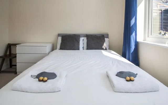 Elegant Rooms in a Quiet Location