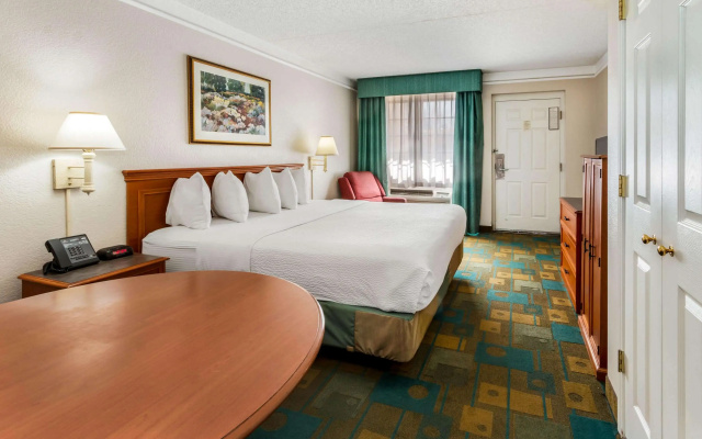 La Quinta Inn by Wyndham Albuquerque Northeast