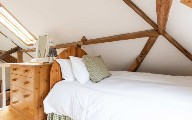 Wren Barn - Cosy 2-bed Converted Barn in Sidlesham