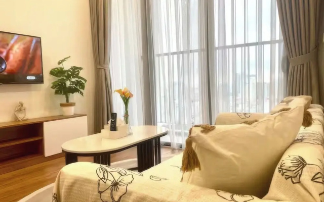 Eco Green Saigon - Free Gym & Pool