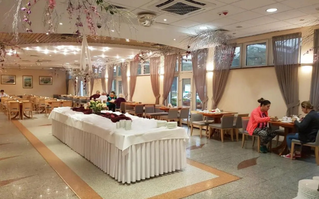 Hotel Azoty