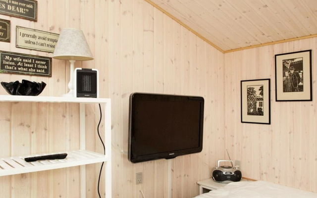 Quaint Holiday Home in Henne near Beach