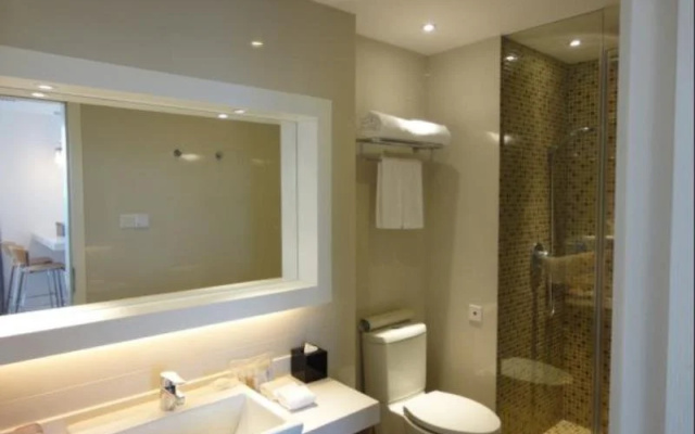 Modena Jinjihu Hotel