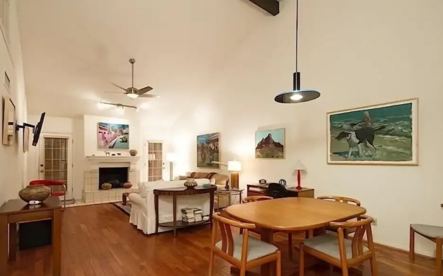 Western Gallery By Signature Vacation Rentals