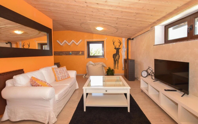 Stunning Apartment in Verrayes With 2 Bedrooms and Wifi