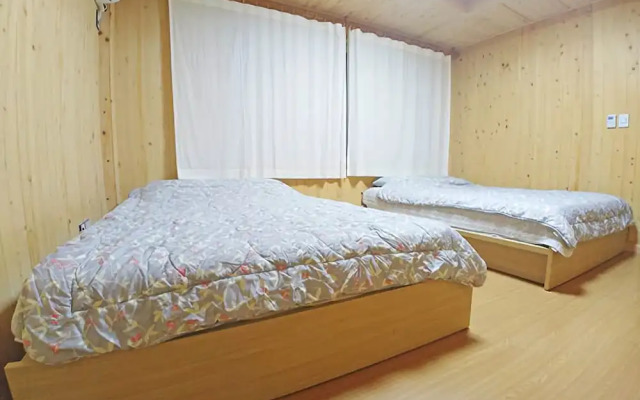 Jeju Guham-yongsam's Pension