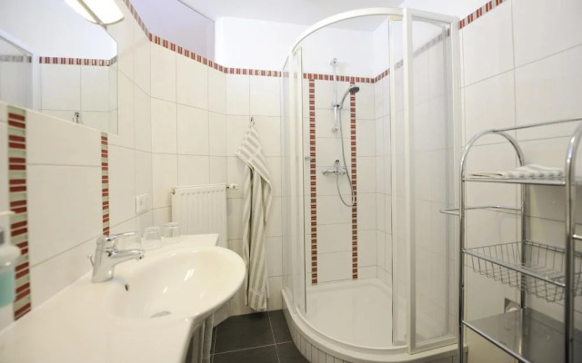Privatzimmer & Ferienwohnungen Leeb