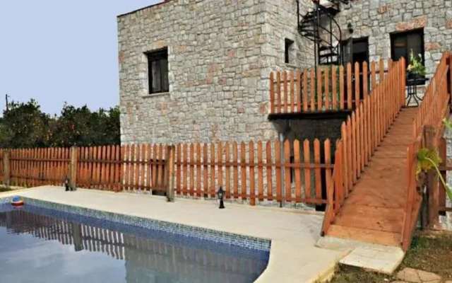 Villa Kamaraki