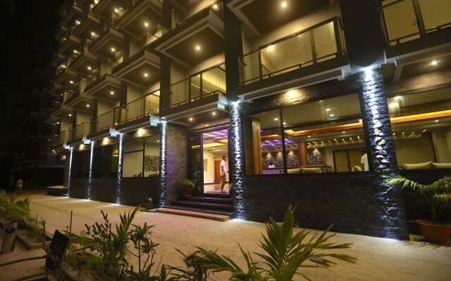 Отель Kaani Grand Seaview вид на фасад