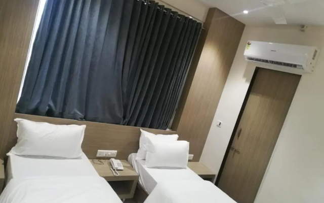 Hotel Satellite Inn
