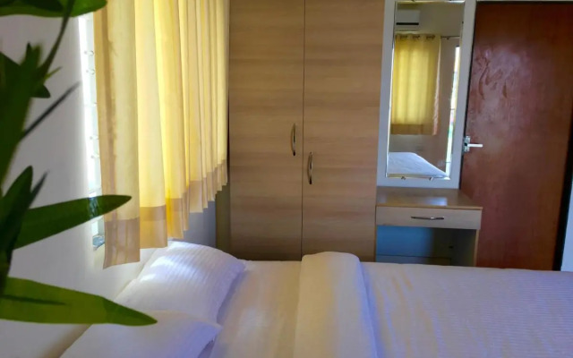 Hotel Smriti Grand